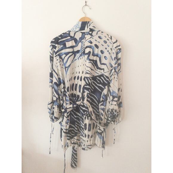 SoCa St. John Blue and White Stretch Silk Belted Jacket Medium - Picture 2 of 5